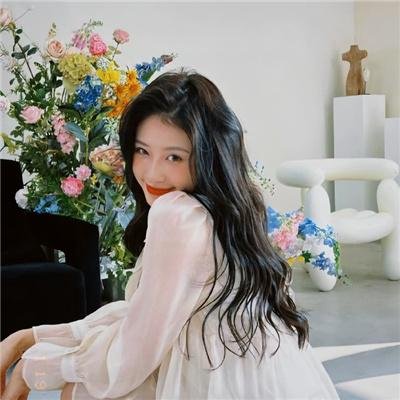 香闺春暖